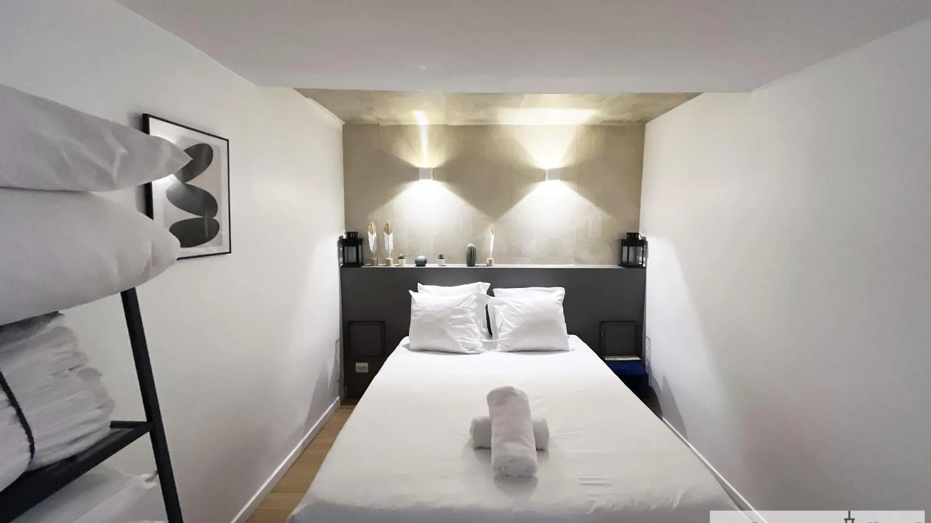 Apartment Urban Flat 89 - Charming 3 Bedroom Flat In Paris