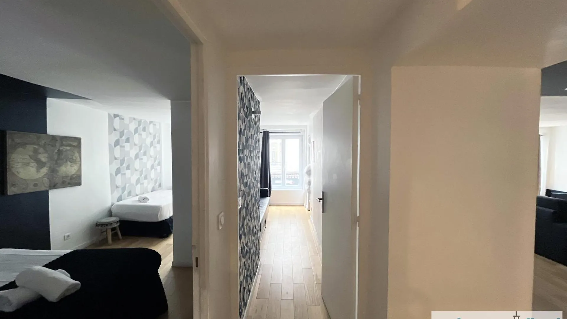 Urban Flat 89 - Charming 3 Bedroom Flat In Apartment Paris