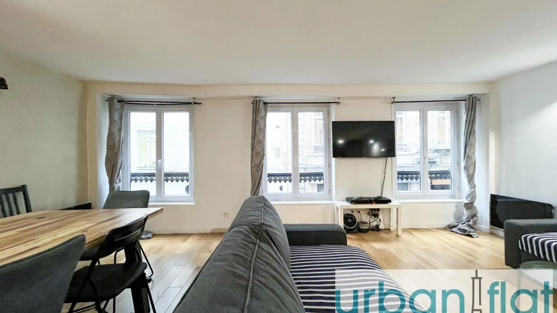 Urban Flat 89 - Charming 3 Bedroom Flat In Διαμέρισμα *